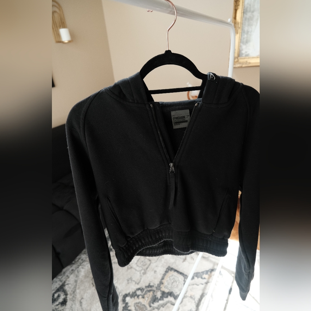 Gym Shark Black Zip-Up Cropped Hoodie